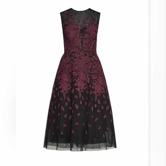 BCBG MAXAZRIA Floral Embroidered Black and Burgundy Aline Midi Dress Size 4 - Picture 1 of 13